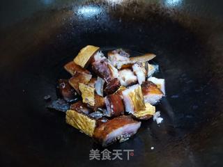 豆豉辣椒蒸腊草鱼的做法步骤：2