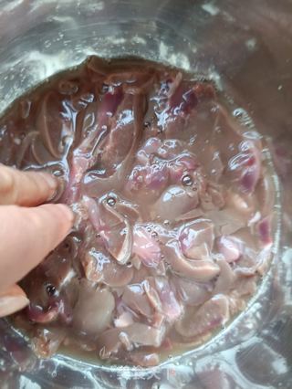 香菜孜然羊腰子的做法步骤:4