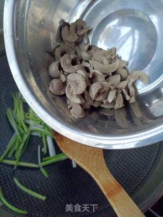 香菜孜然羊腰子的做法步骤:12
