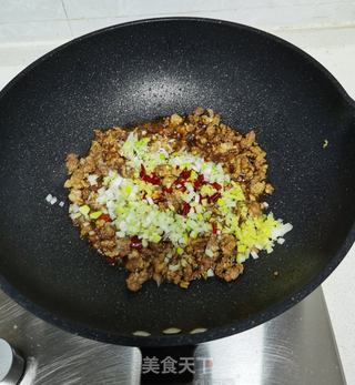 酸豆角炒肉末的做法步骤:7