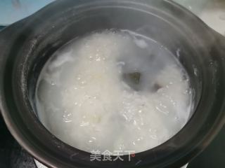 皮蛋青菜粥的做法步骤：4