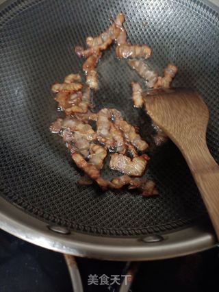 腊肉炒雷笋的做法步骤:5