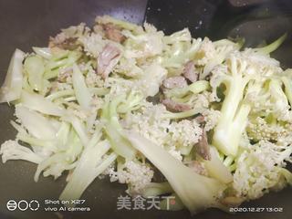 肉丝炒花菜的做法步骤：6