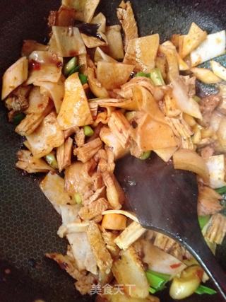 腐竹回锅肉的做法步骤:10