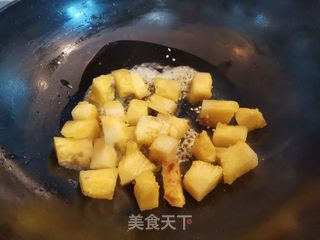 火麻菠萝咕噜肉的做法步骤：4