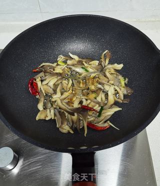 青菜炒蘑菇的做法步骤:7