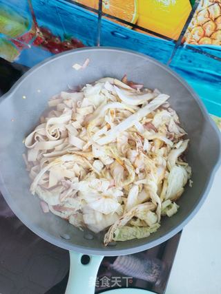 白菜烧豆皮的做法步骤:10