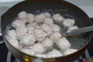 砂锅豆腐丸子的做法步骤:6
