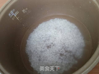 桂圆粥的做法步骤:2