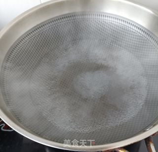 腊肉炒芸豆丝的做法步骤:3