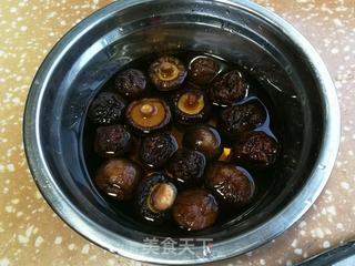 三鲜南瓜麦虾的做法步骤:3