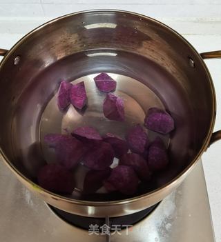 紫薯雪梨桂圆糖水的做法步骤:4