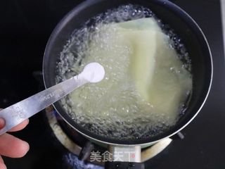 熏豆腐皮肉卷(烤肠味)年夜饭❗️宴客荤凉菜❗️的做法步骤:4