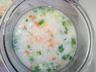 五彩虾仁粥的做法步骤:5