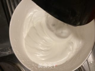 生日蛋糕—黑森林蛋糕（5英寸圆形戚风蛋糕模）的做法步骤：12