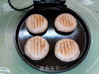 香辣豆豉黑蘑菇牛肉黑全麦馅饼的做法步骤:14