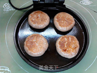 香辣豆豉黑蘑菇牛肉黑全麦馅饼的做法步骤:15