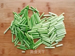 蒜苔炒羊肉的做法步骤：4