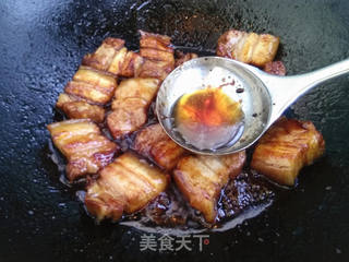 红烧五花肉 的做法步骤:6