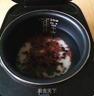 杂粮粥#电饭煲版#的做法步骤:4