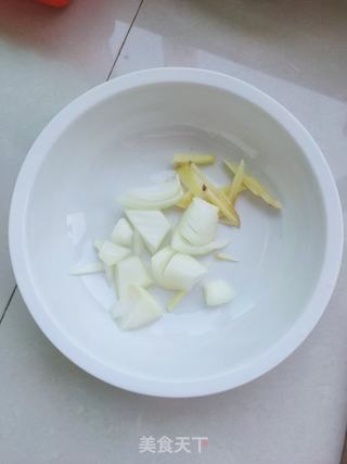 豆腐酸菜鱼的做法步骤:2
