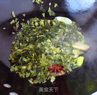 嘎鱼雪菜豆腐的做法步骤:4