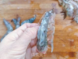 鲍鱼小土豆烧虾球的做法步骤:8