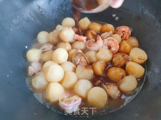 鲍鱼小土豆烧虾球的做法步骤:14