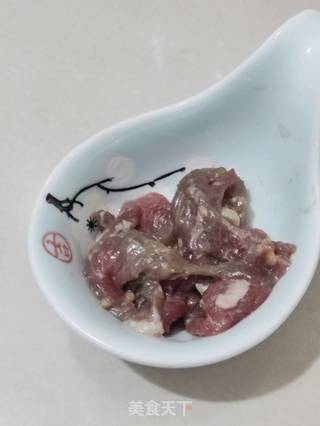 辣白菜肉丝年糕汤的做法步骤:2