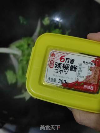 辣白菜肉丝年糕汤的做法步骤:7