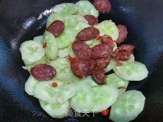 腊肠炒黄瓜的做法步骤：5