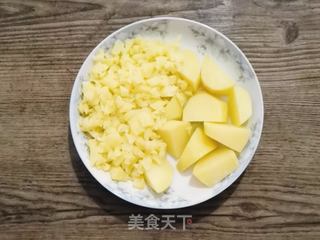 土豆油焖鸡的做法步骤:5