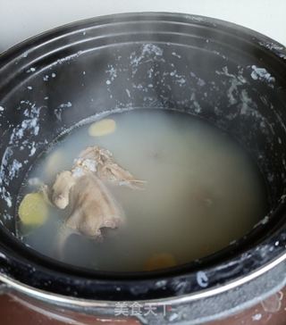 “一碗热粥”薏米鹌鹑粥的做法步骤:12