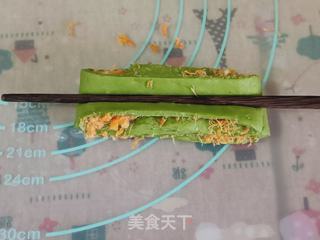 肉松菠菜奶香花卷,口感与颜值并存的做法步骤:9