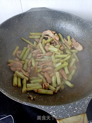 猪肉炖四季豆的做法步骤:10