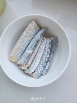 醋香带鱼的做法步骤:2