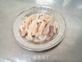 彩椒鱿鱼的做法步骤:2