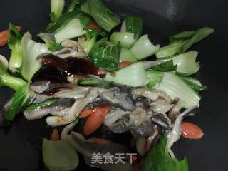 平菇炒油菜的做法步骤：7