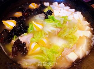 猪肉白菜海胆丸豆腐粉丝汤#白菜#的做法步骤：8