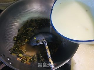 芹菜浆水面的做法步骤：5