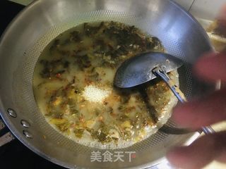 芹菜浆水面的做法步骤：8