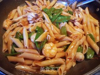 海鲜番茄酱意面的做法步骤:17