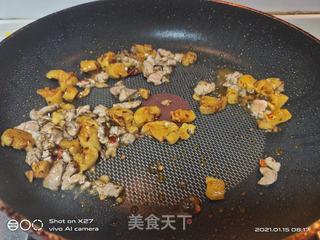 萝卜干烧豆腐的做法步骤：4