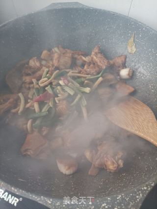 萝卜干烧羊肉的做法步骤:15