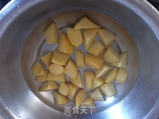 拔丝蜜红薯的做法步骤:3