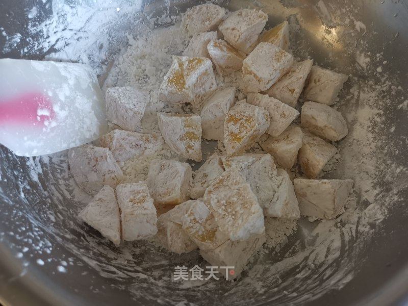拔丝蜜红薯的做法步骤:4