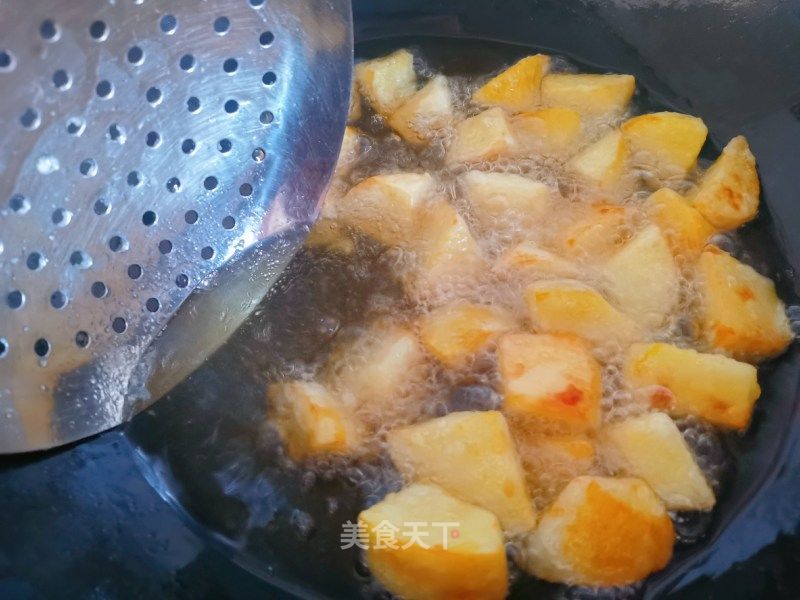 拔丝蜜红薯的做法步骤:6