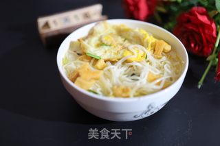 豆芽鸡蛋面的做法步骤：7