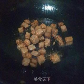 西兰花炒黑椒牛肉粒的做法步骤：12