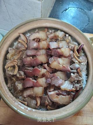 鸽子腊肉煲仔饭的做法步骤:15